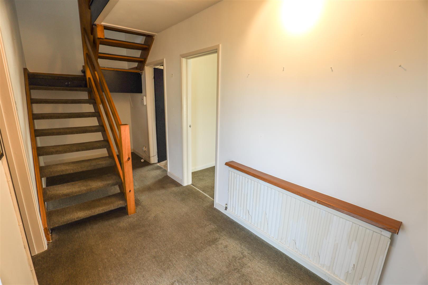 17 Darren Close, Cowbridge, Vale of Glamorgan, CF71 7DE